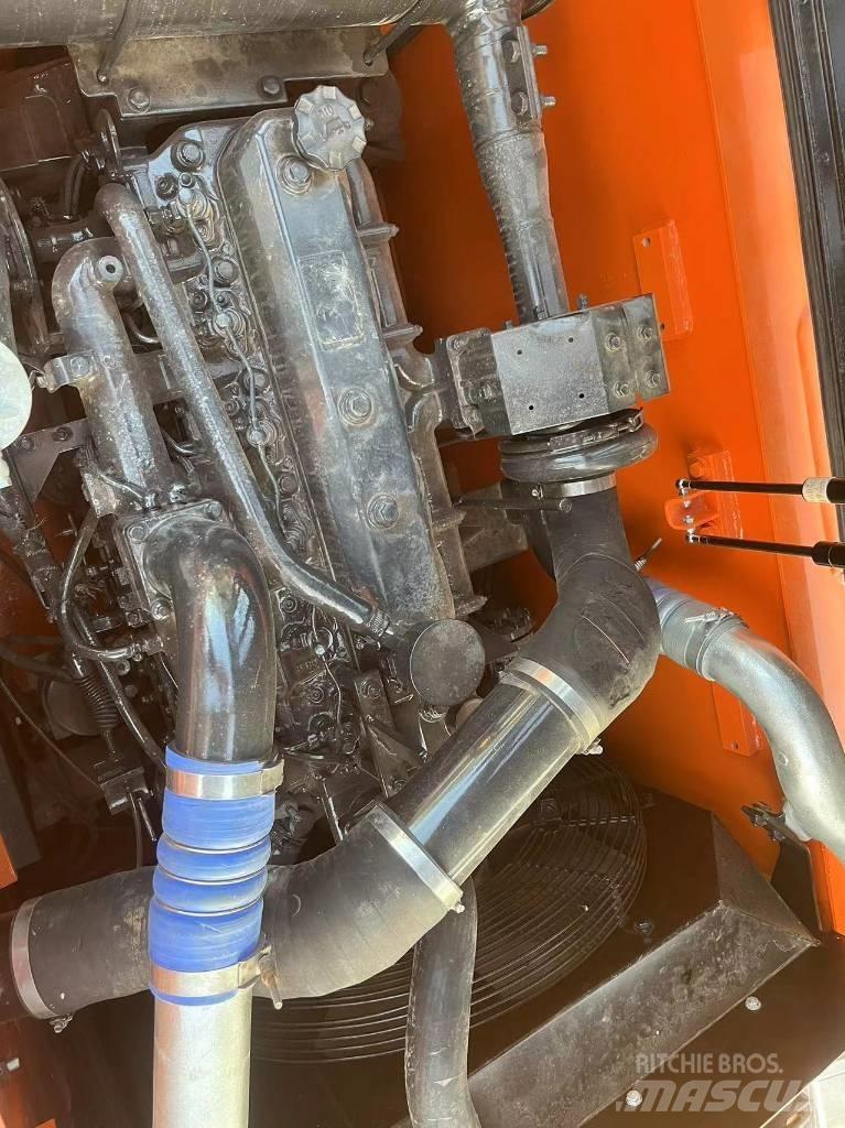 Doosan DX225LC-9C Vikšriniai ekskavatoriai