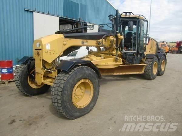 CAT 140M Greideriai