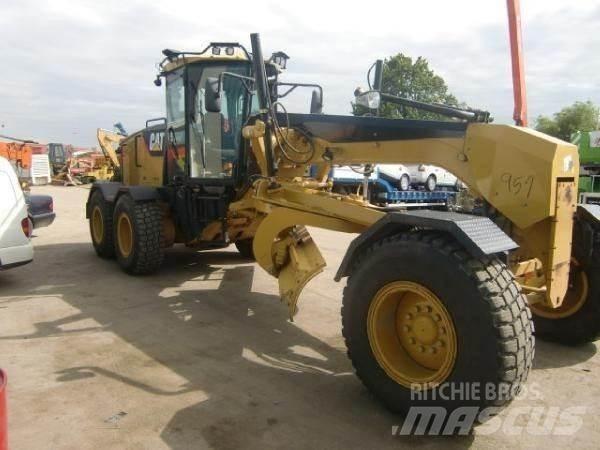 CAT 140M Greideriai