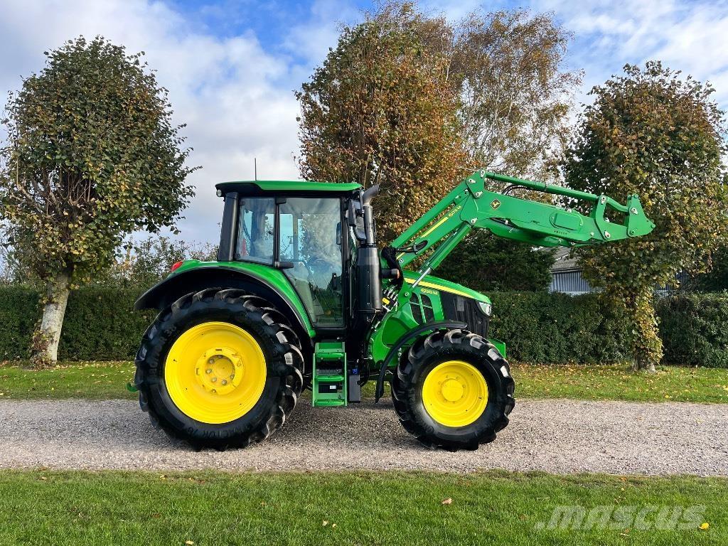 John Deere 6120 M Traktoriai