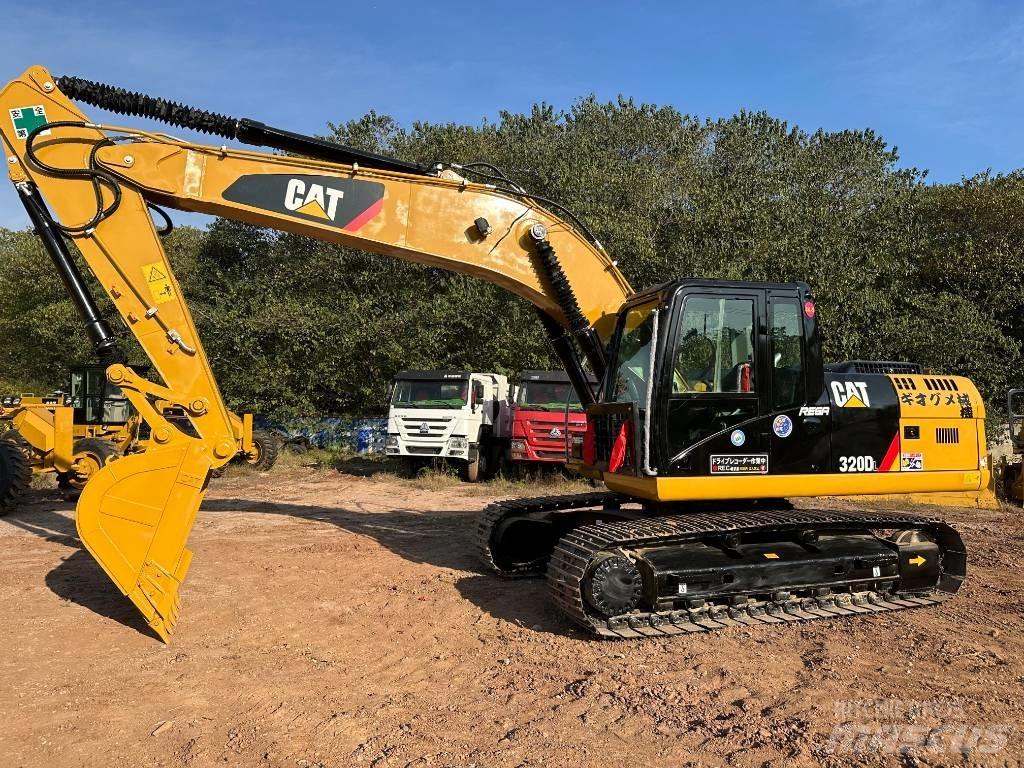 CAT 320 D L Vikšriniai ekskavatoriai