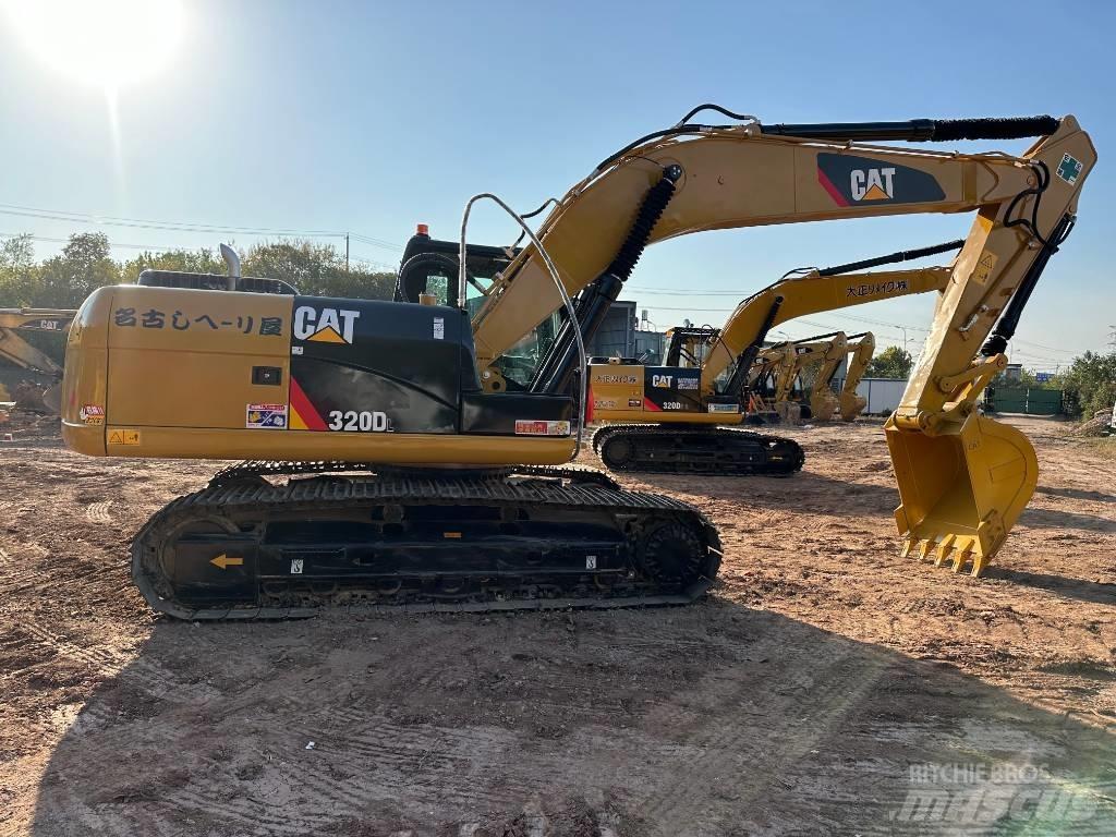 CAT 320 D L Vikšriniai ekskavatoriai