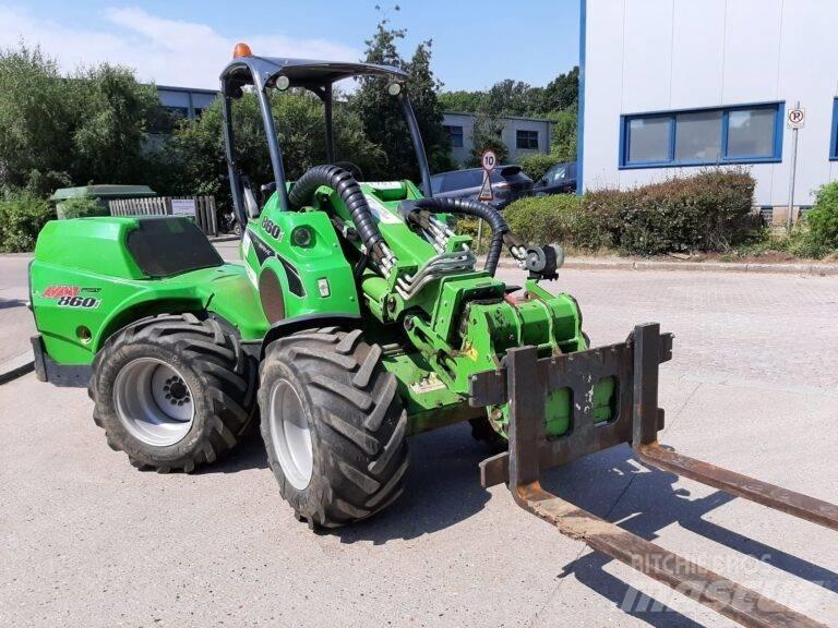 Avant 860 i Daugiafunkciniai pakrovėjai