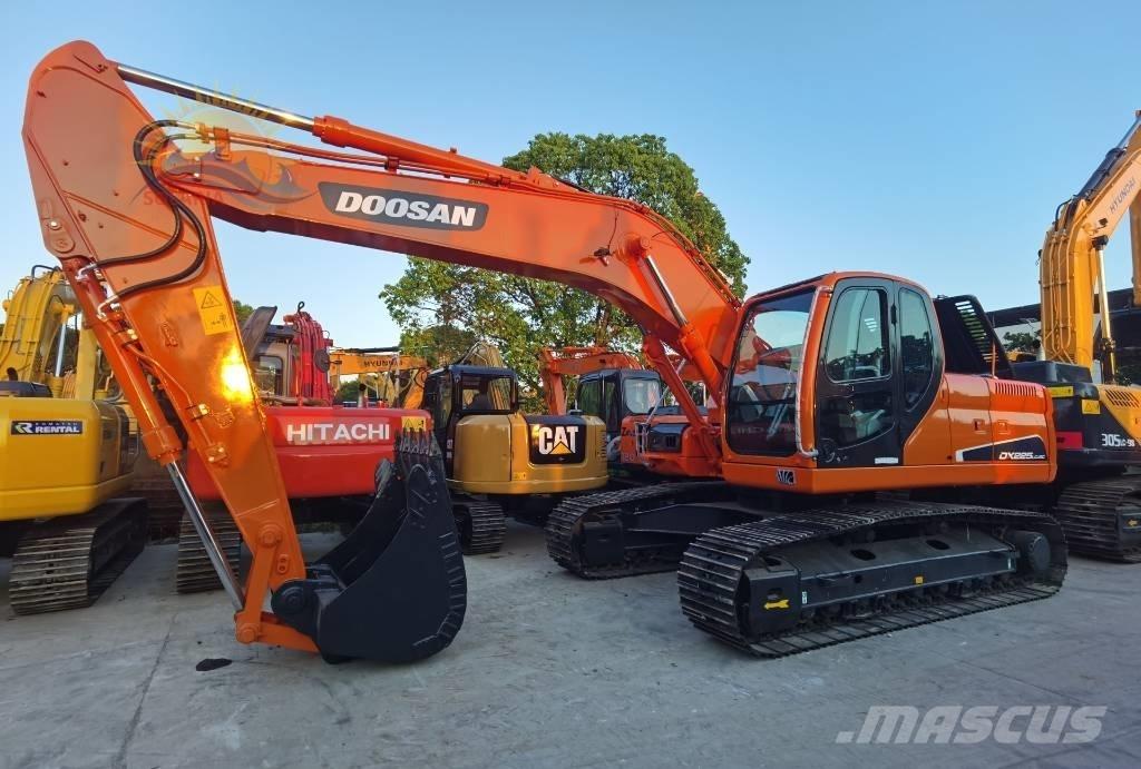 Doosan DX 225 LC Vikšriniai ekskavatoriai