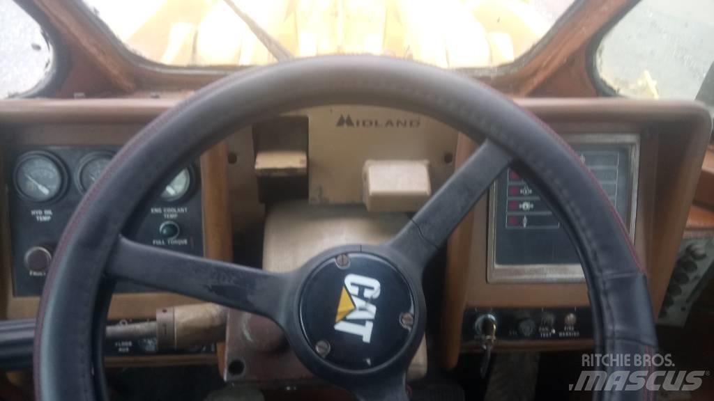 CAT 988B Naudoti ratiniai krautuvai