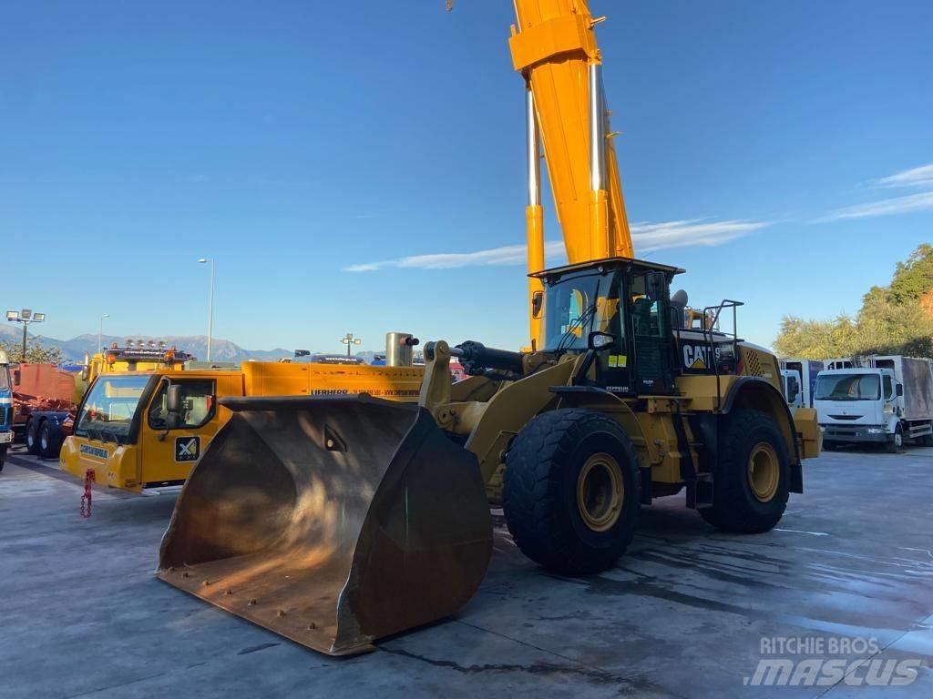 CAT 972M XE Naudoti ratiniai krautuvai