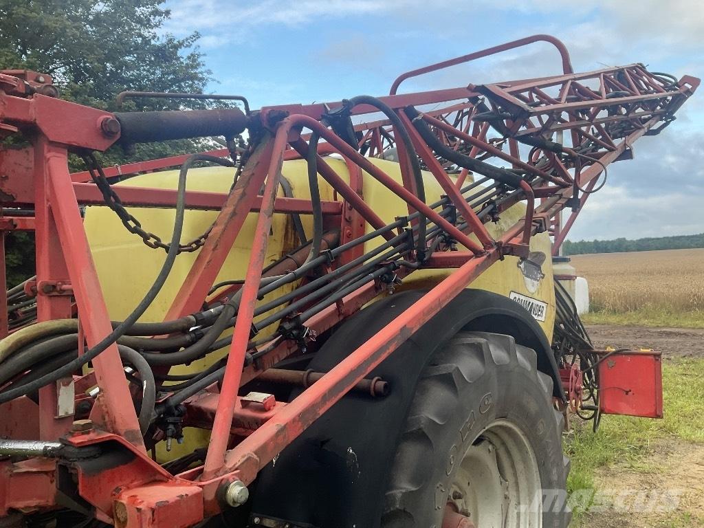 Hardi Comander Prikabinami purkštuvai