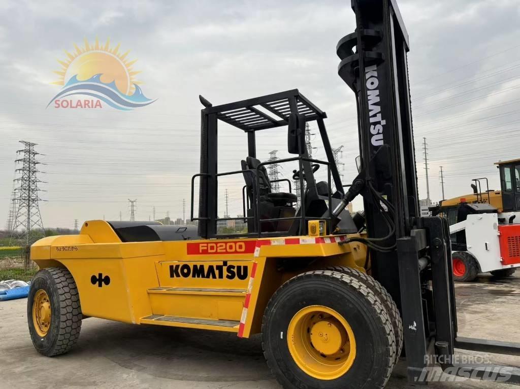 Komatsu FD 200 Dyzeliniai krautuvai