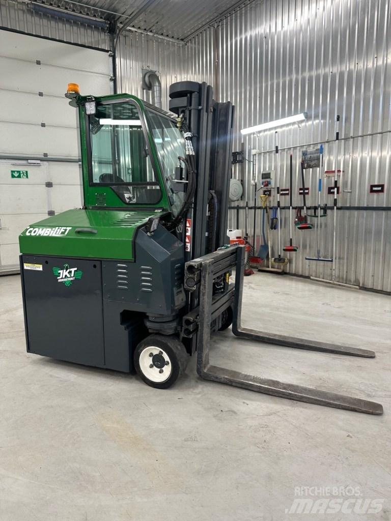 Combilift CB2500E Elektriniai šakiniai krautuvai