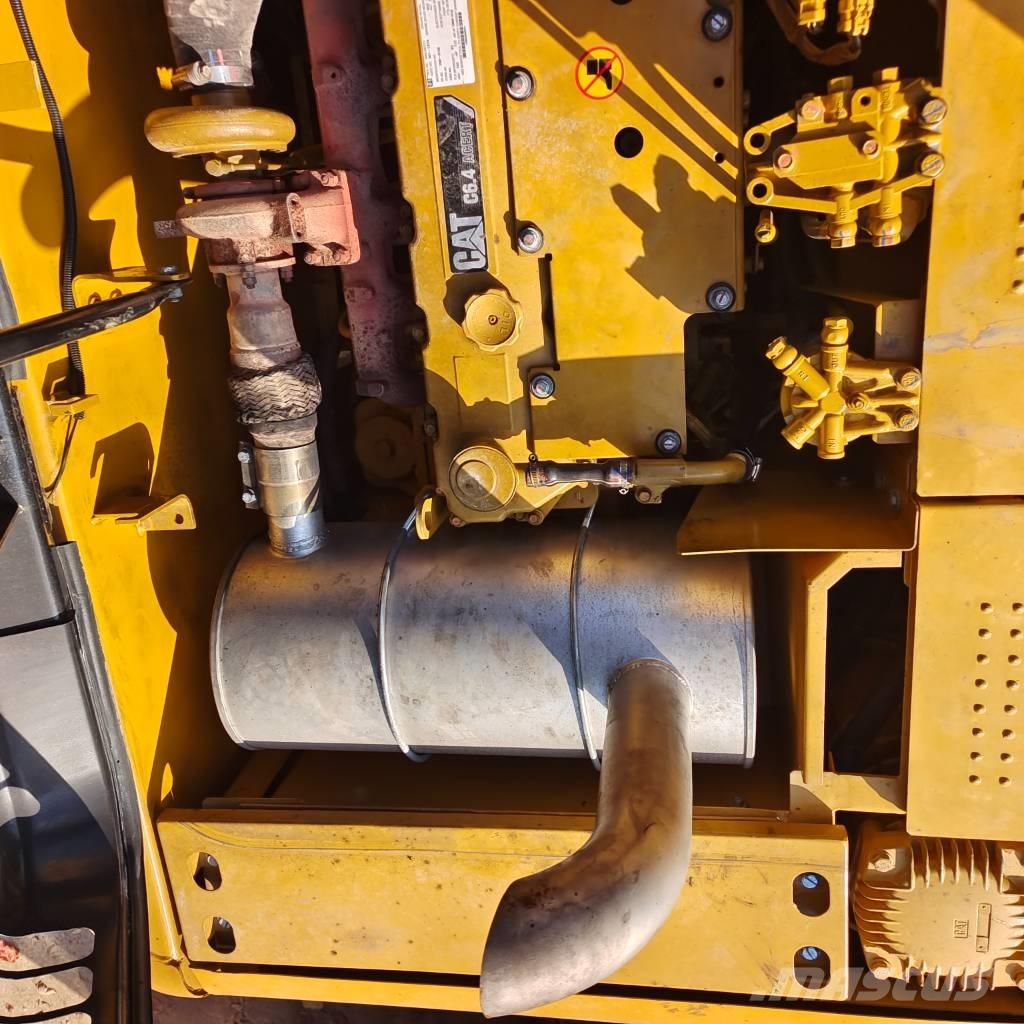 CAT 320DL Vikšriniai ekskavatoriai