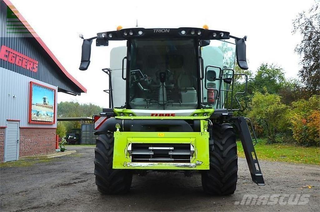 CLAAS trion 730 Derliaus nuėmimo kombainai