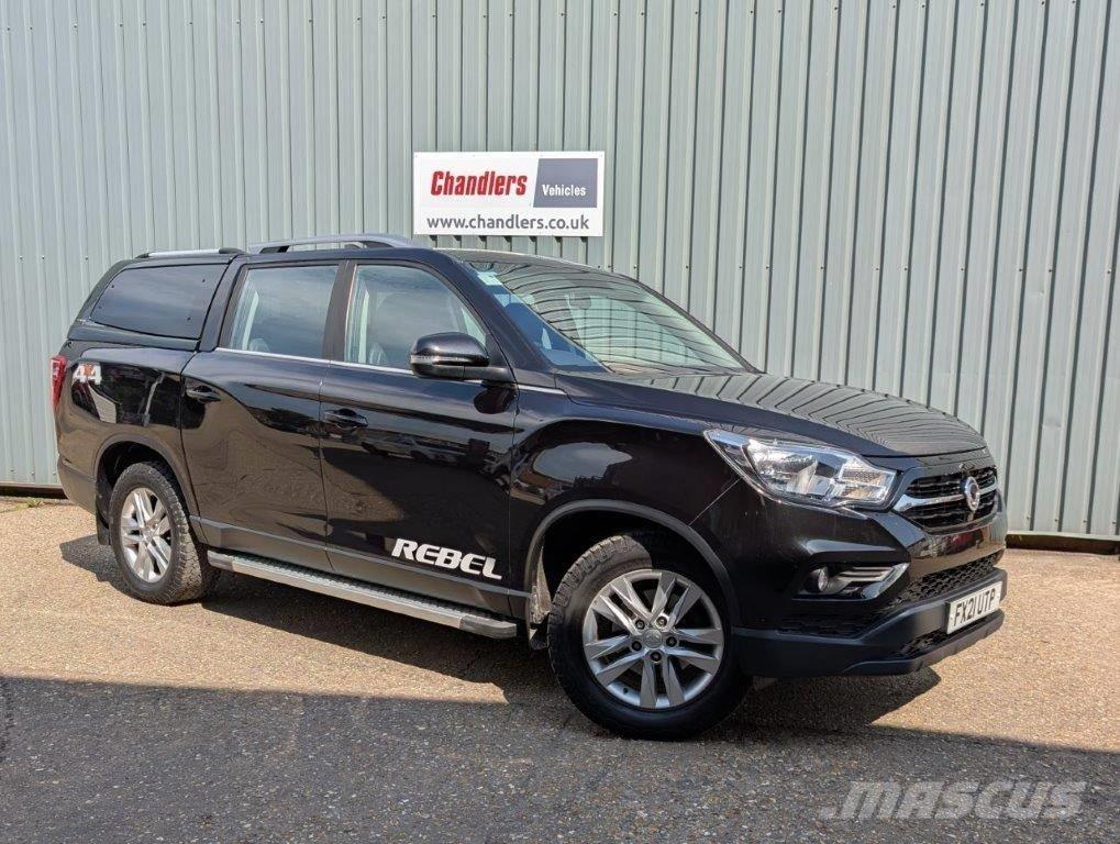 Ssangyong Musso Lengvieji automobiliai