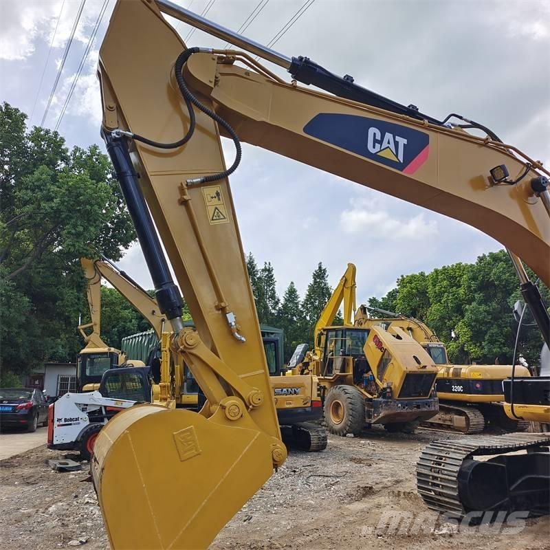 CAT 320 D L Vikšriniai ekskavatoriai