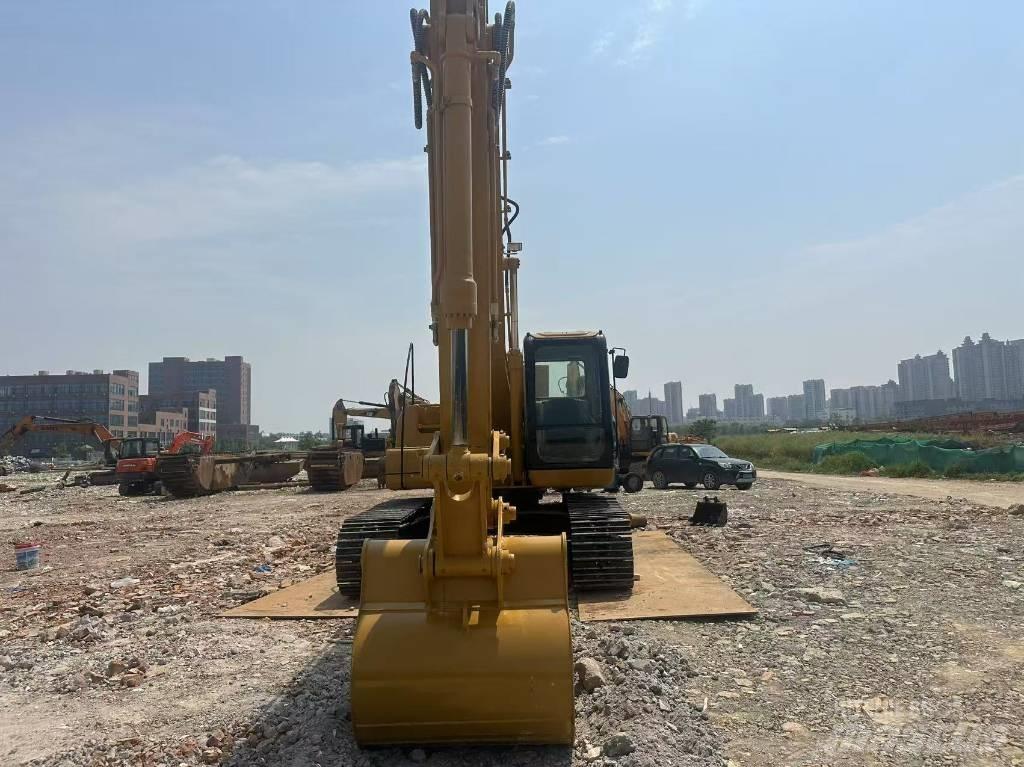 CAT 320 C L Vikšriniai ekskavatoriai