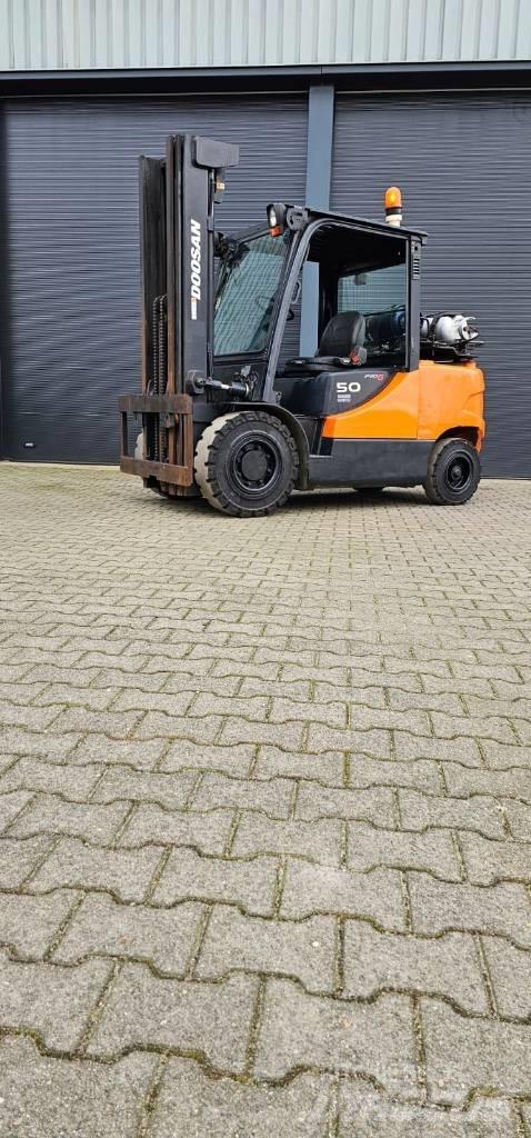 Doosan G50SC-5 LPG (dujiniai) krautuvai