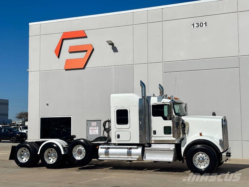 Kenworth W 900 Naudoti vilkikai