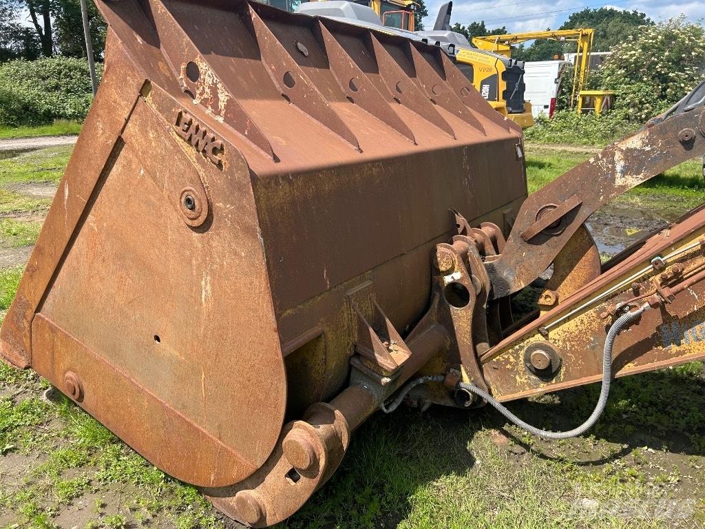 CAT 930H Naudoti ratiniai krautuvai
