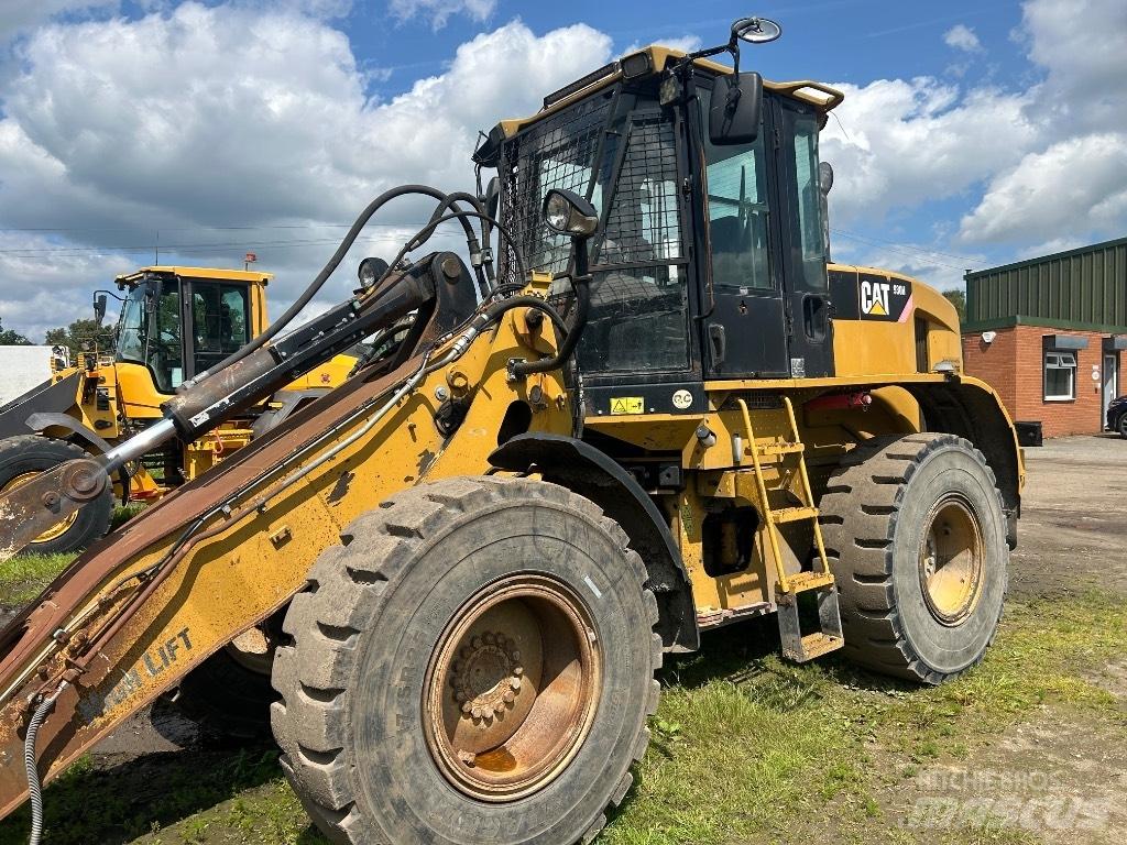 CAT 930H Naudoti ratiniai krautuvai