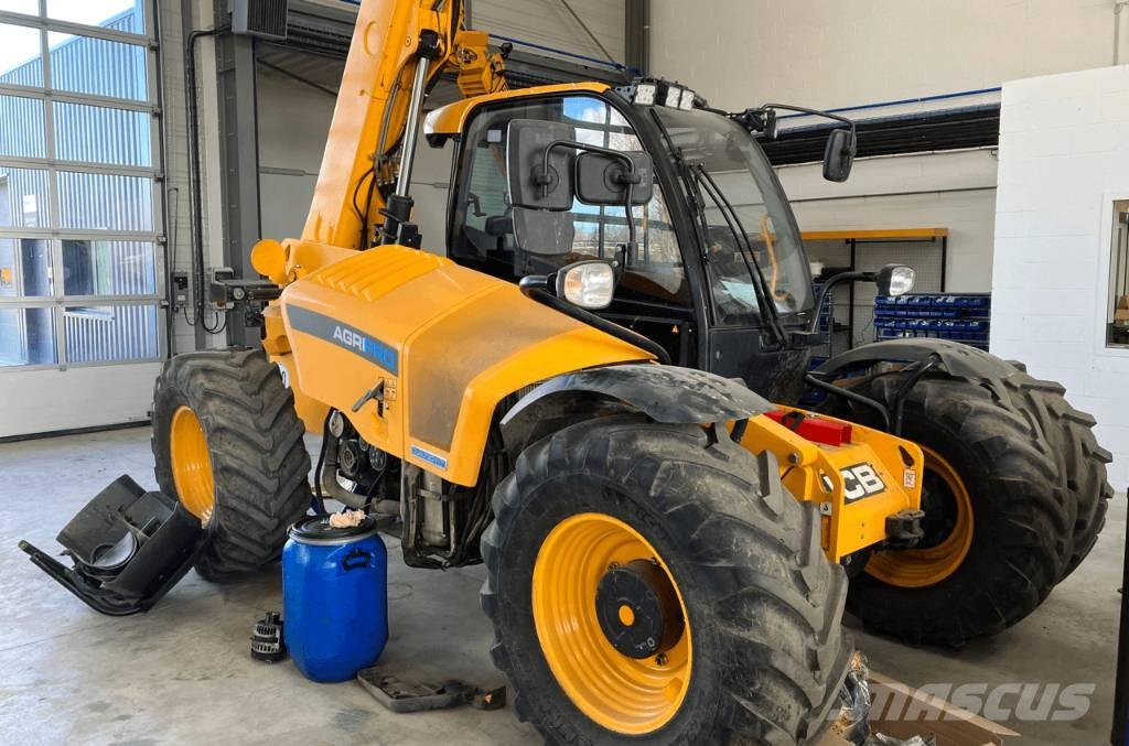 JCB 532-70 Teleskopiniai krautuvai žemės ūkiui