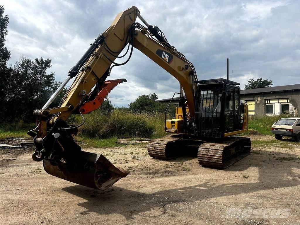 CAT 313FL Vikšriniai ekskavatoriai