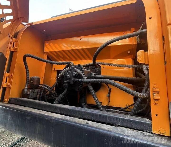 Hyundai R330LC-9T Vikšriniai ekskavatoriai