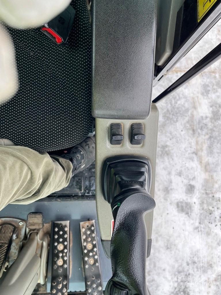 Yanmar B 95 W Ratiniai ekskavatoriai
