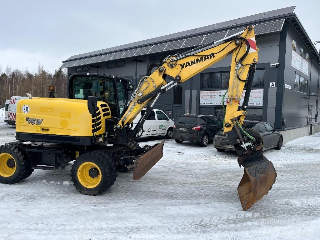 Yanmar B 95 W Ratiniai ekskavatoriai