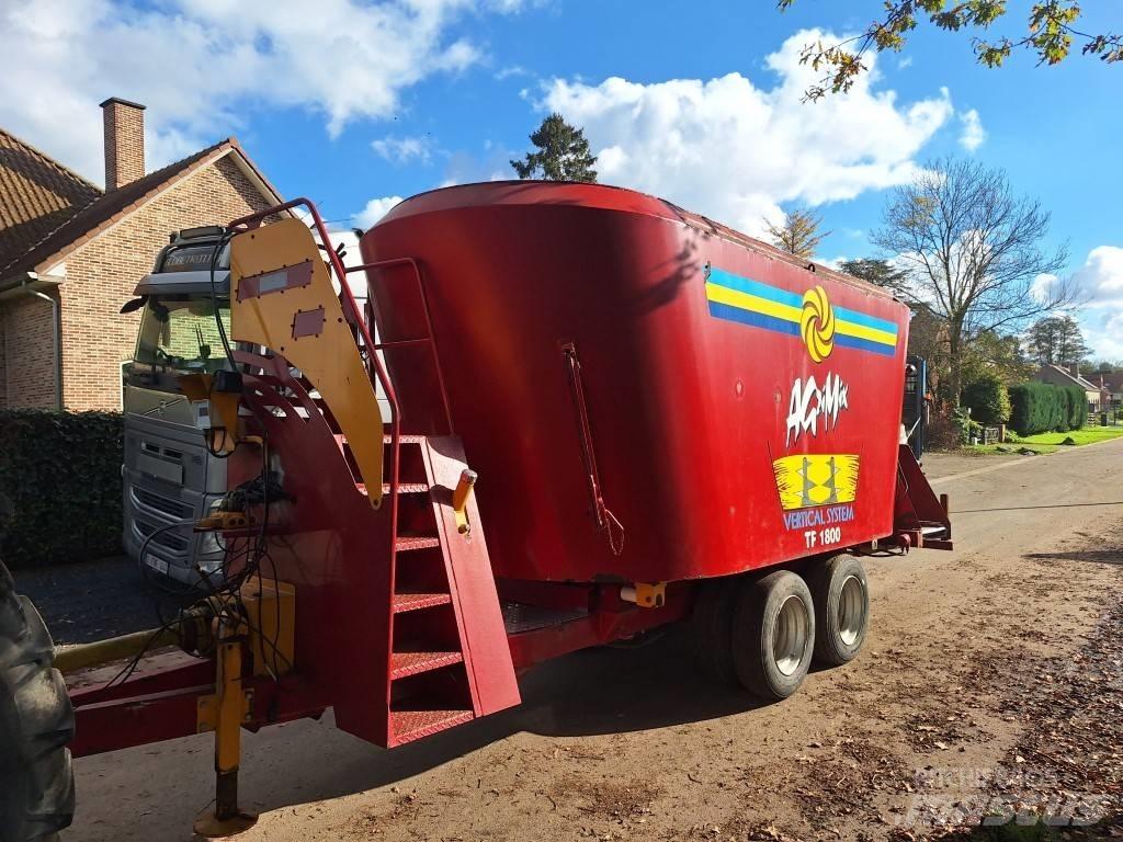  Agrimix TF 1800 Pašarų maišytuvai-dalytuvai