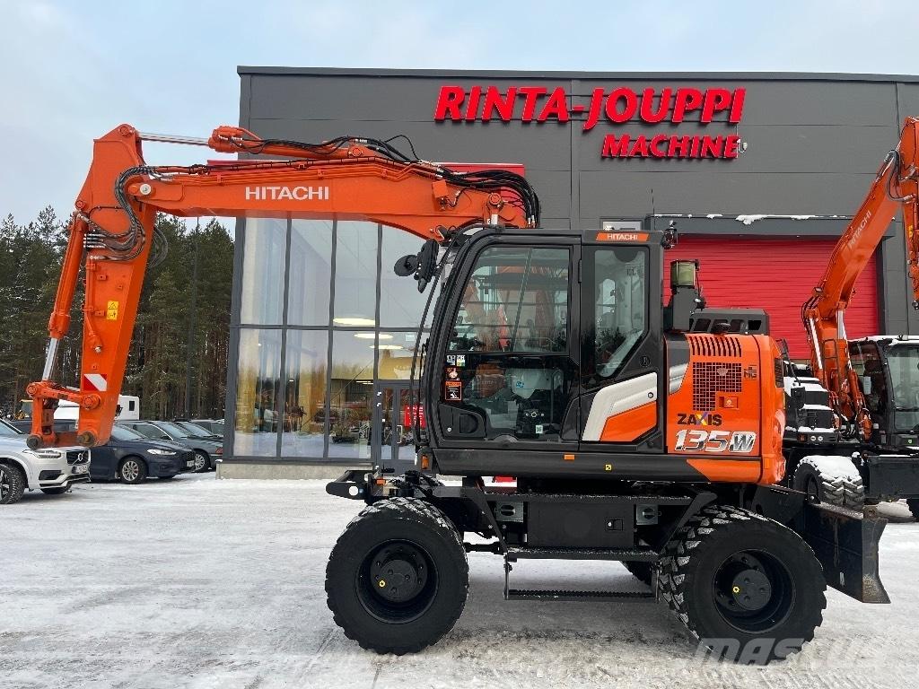 Hitachi ZX 135 W-7 Ratiniai ekskavatoriai