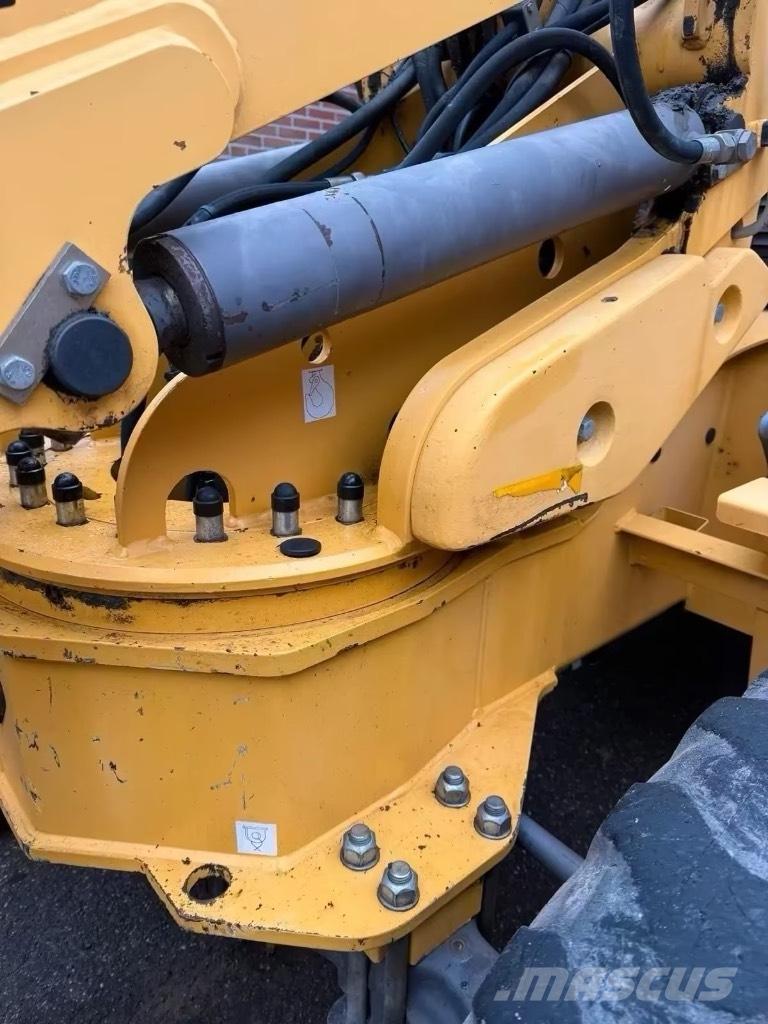 Ahlmann AS 90 Naudoti ratiniai krautuvai