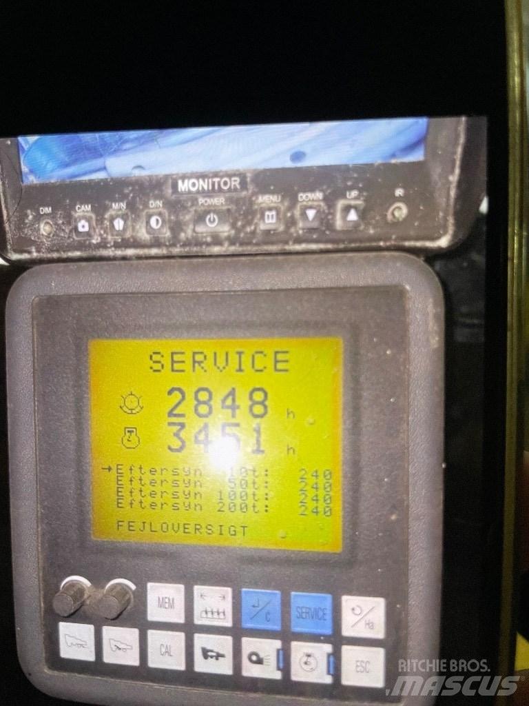 New Holland TX 66 Derliaus nuėmimo kombainai