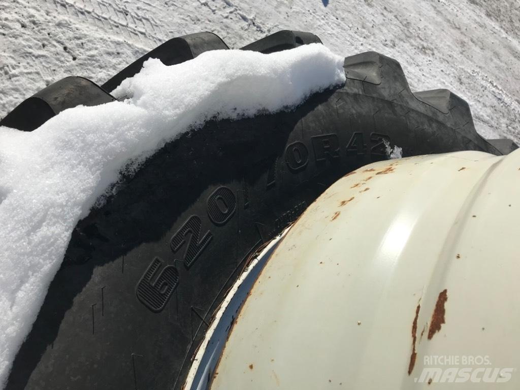 Firestone 620/70R42 Padangos, ratai ir ratlankiai