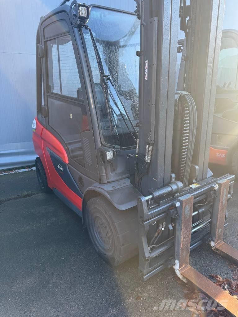 Linde H30D-01 Dyzeliniai krautuvai