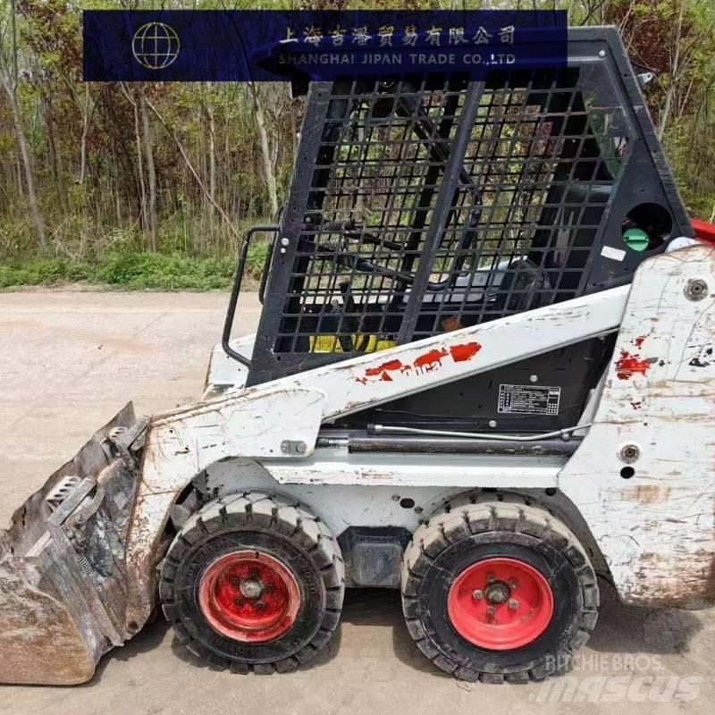 Bobcat s70 Krautuvai su šoniniu pasukimu