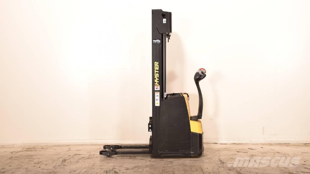 Hyster S1.2-24 Rankiniai vėžimėliai