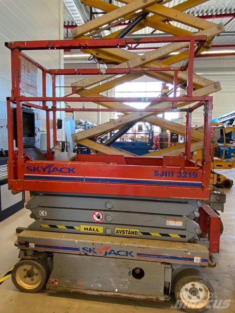 SkyJack SJ 3219 Žirkliniai keltuvai