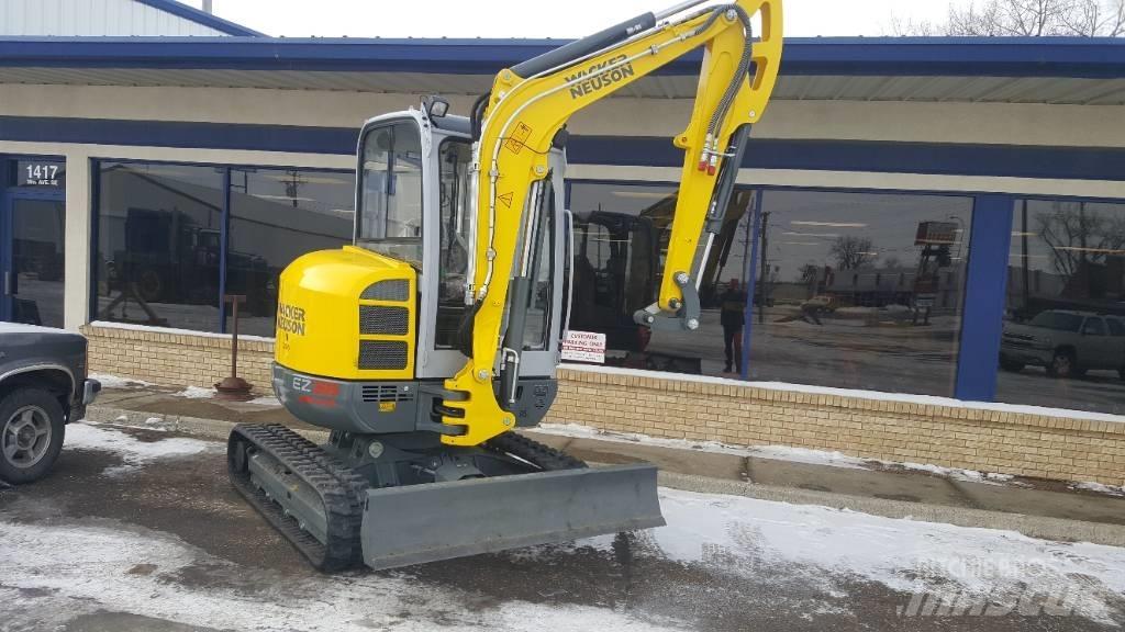 Wacker Neuson EZ38 Vikšriniai ekskavatoriai