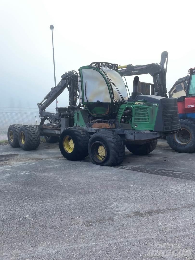 John Deere 1210E Naudoti miškovežiai (Forvarderiai)