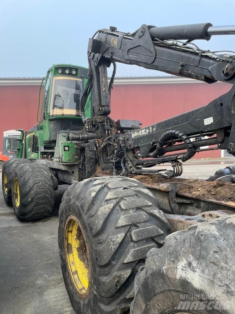 John Deere 1210E Naudoti miškovežiai (Forvarderiai)