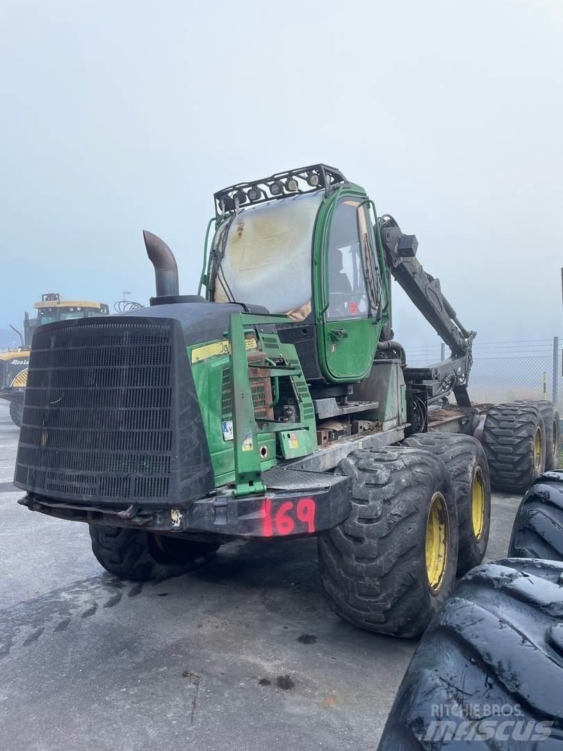 John Deere 1210E Naudoti miškovežiai (Forvarderiai)
