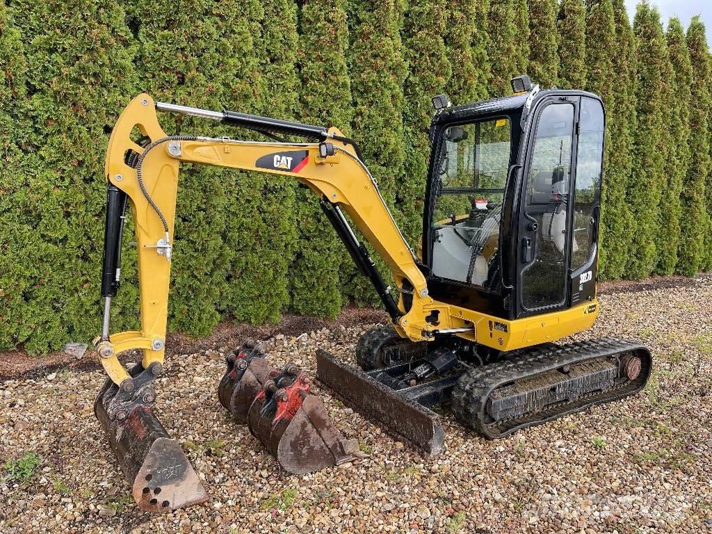 CAT 302.7D CR Mini ekskavatoriai < 7 t