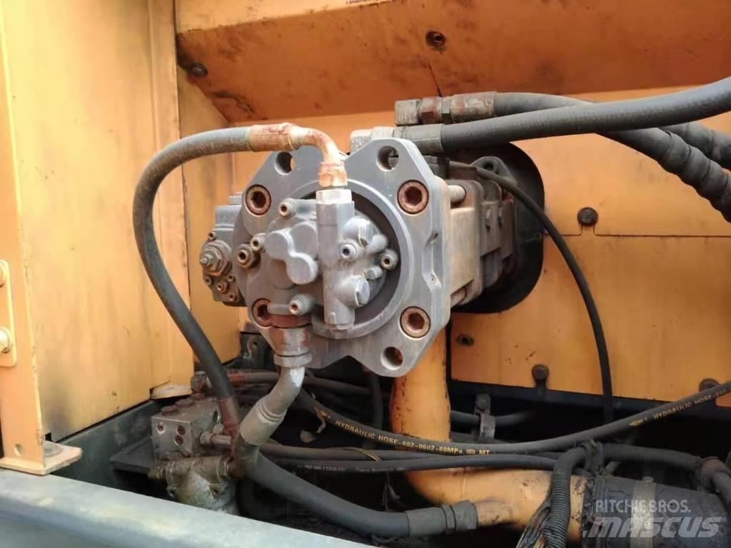 Hyundai R215-9T Ratiniai ekskavatoriai