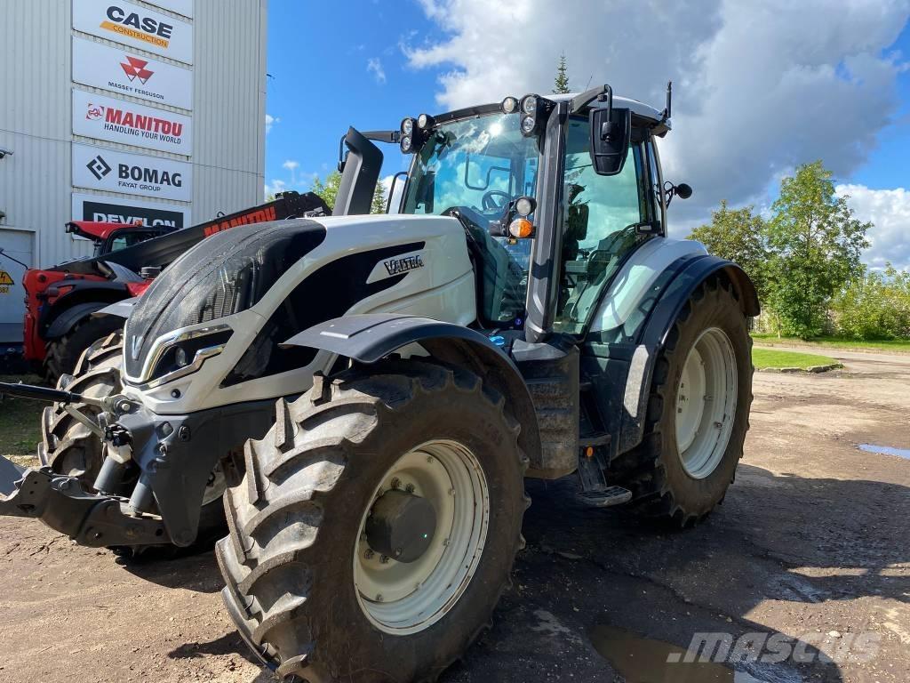 Valtra T 235 Traktoriai