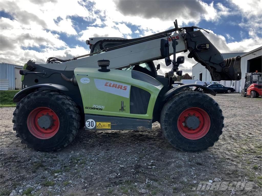 CLAAS 7055 Teleskopiniai krautuvai žemės ūkiui