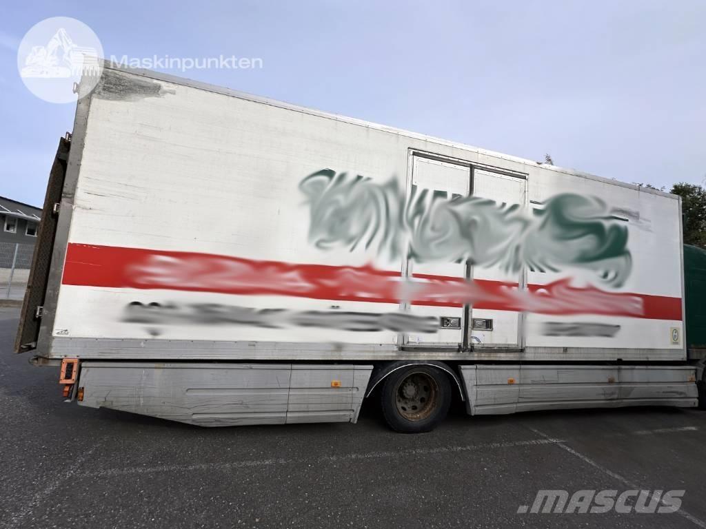 Volvo FM 9 300 Sunkvežimiai su dengtu kėbulu