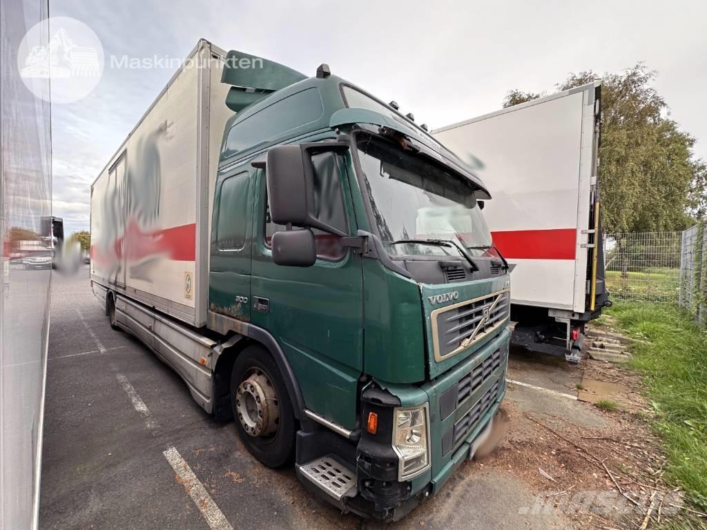 Volvo FM 9 300 Sunkvežimiai su dengtu kėbulu
