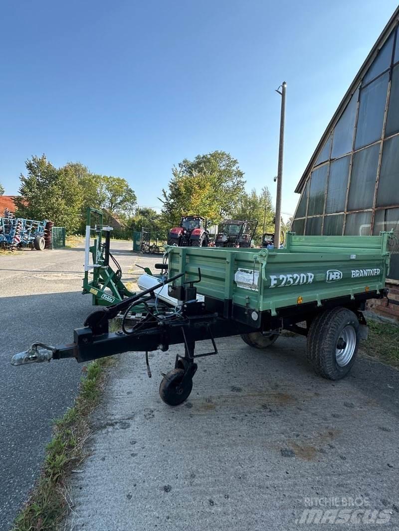 Brantner E 2520 Ryšulių priekabos