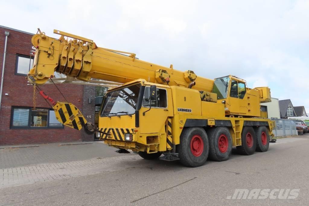 Liebherr LTM 1070-1 Visureigiai kranai