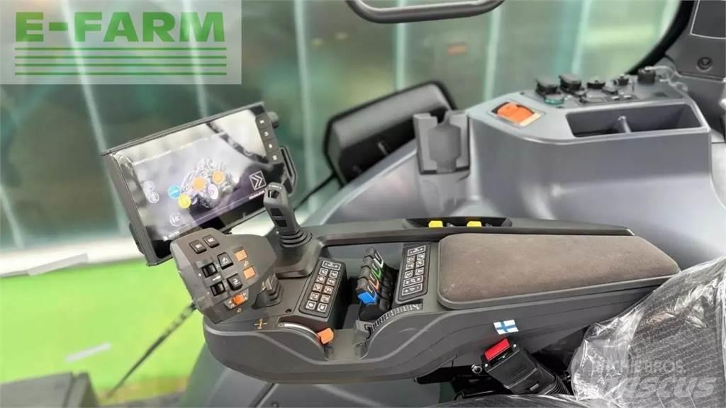 Valtra q 285 Traktoriai