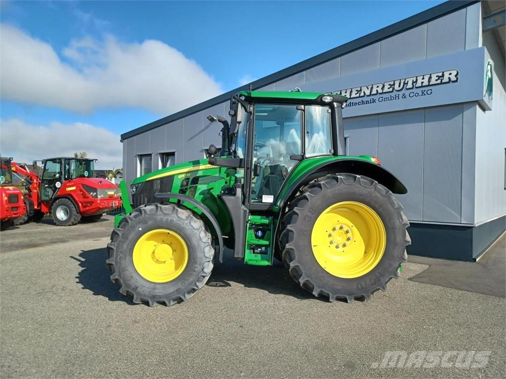 John Deere 6110M Traktoriai